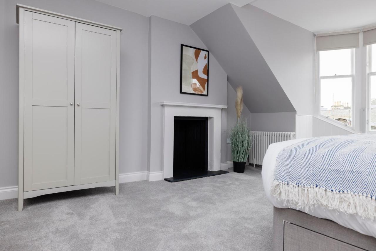 Altido Gorgeous Flat Overlooking Edinburgh Castle Extérieur photo