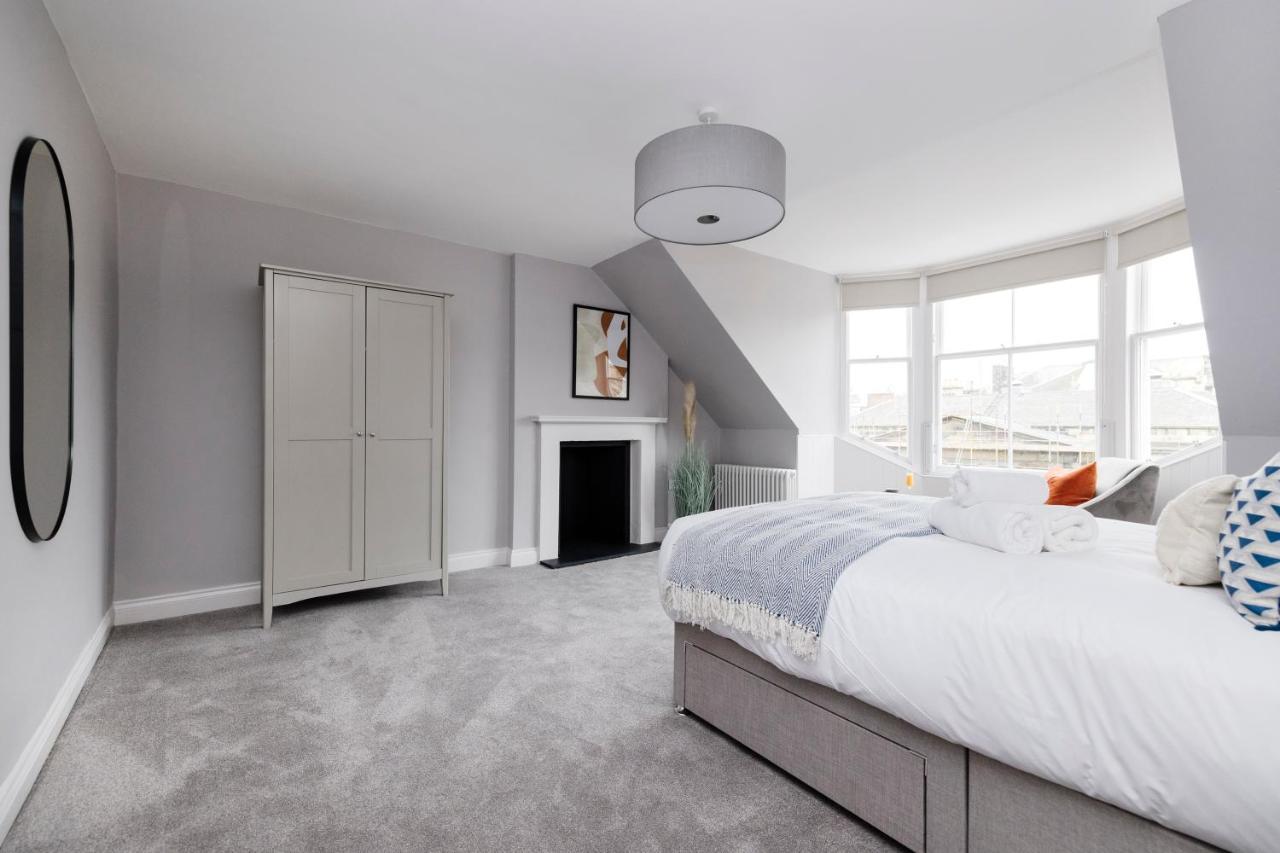 Altido Gorgeous Flat Overlooking Edinburgh Castle Extérieur photo